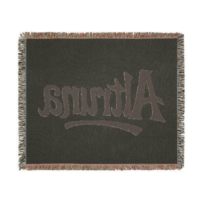 Cozy Woven Blanket for Winter Comfort